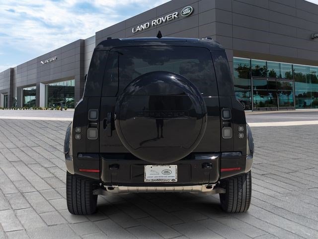New 2026 Land Rover Defender 110 X-Dynamic SE AWD/4WD image 4