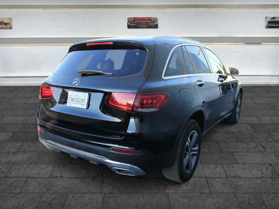 Used 2020 Mercedes-Benz GLC 300 w/ Premium Package image 7