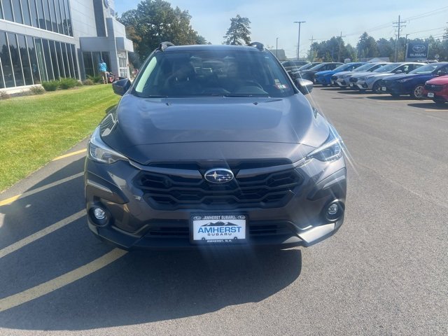 Used 2024 Subaru Crosstrek 2.5i Limited image 2