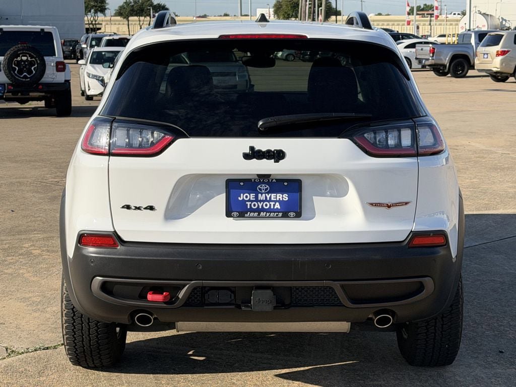 Used 2023 Jeep Cherokee Trailhawk w/ Trailer Tow Group AWD/4WD image 8
