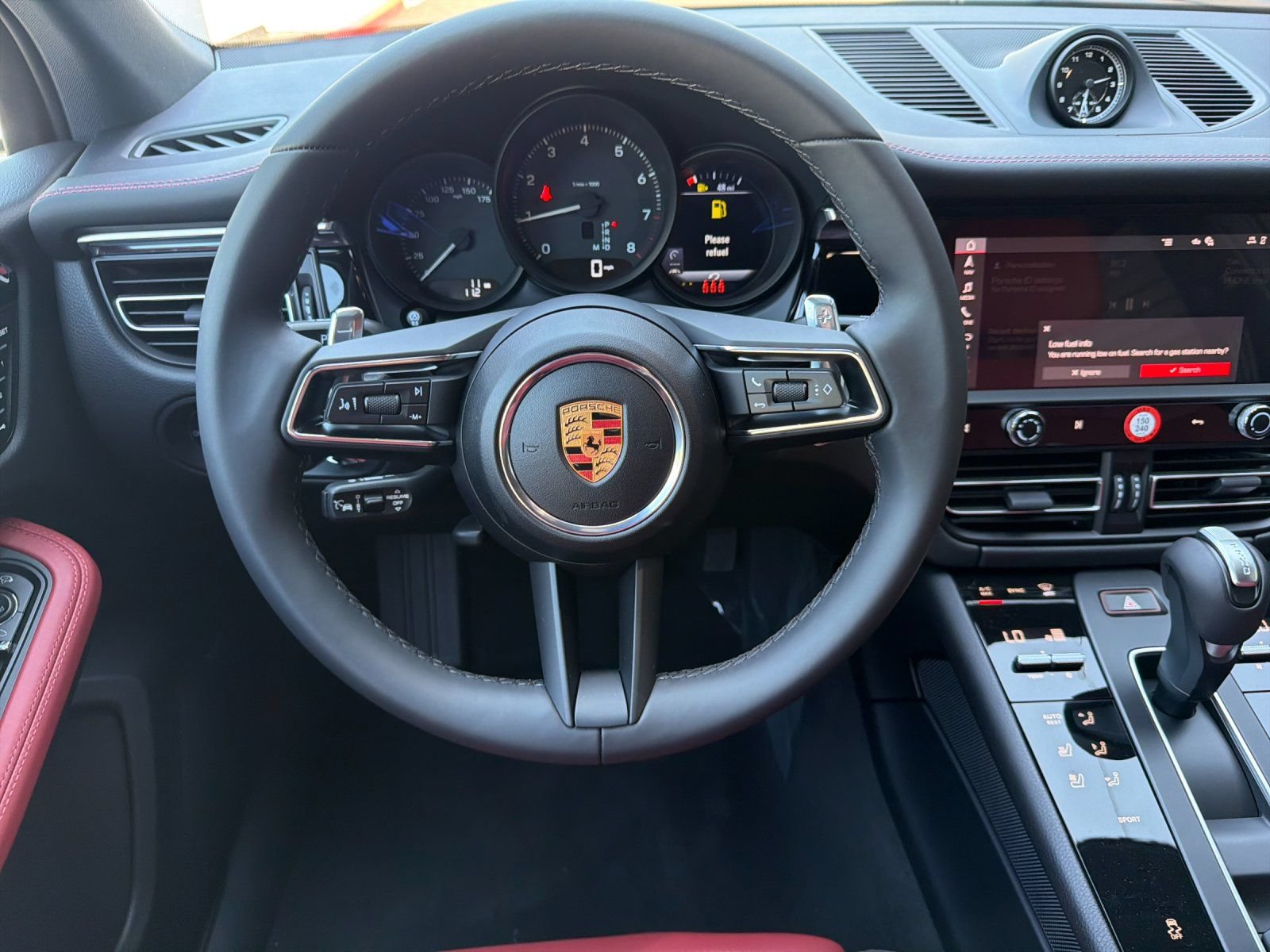 New 2026 Porsche Macan AWD/4WD image 14