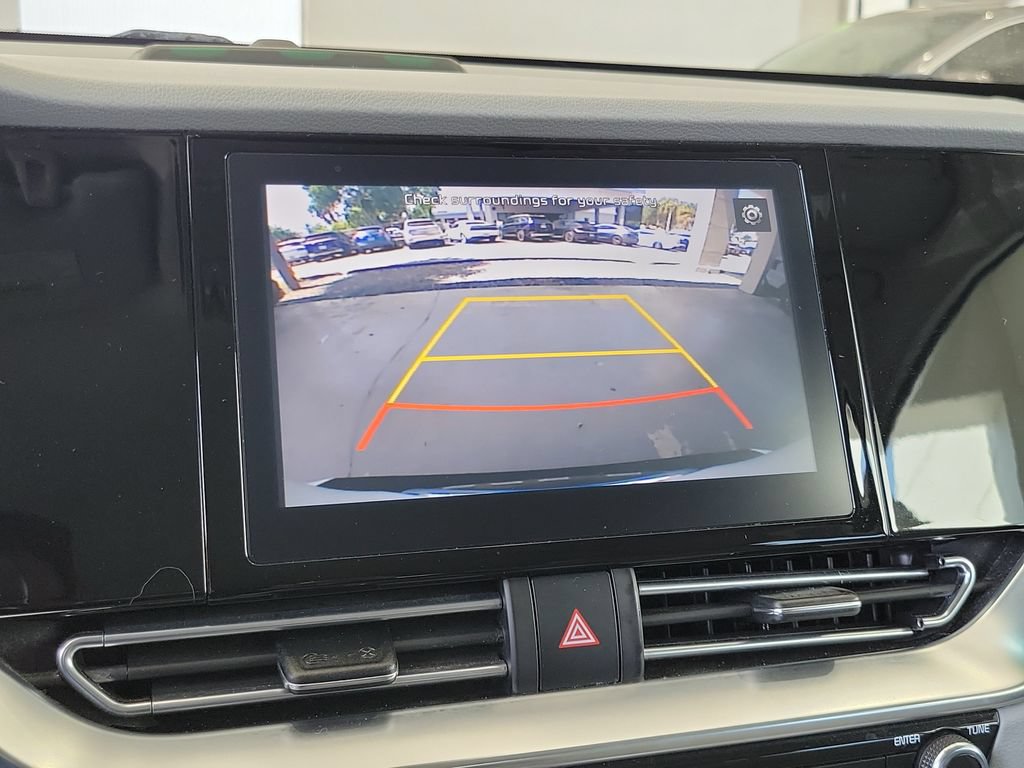 Used 2021 Kia Niro EX FWD image 23