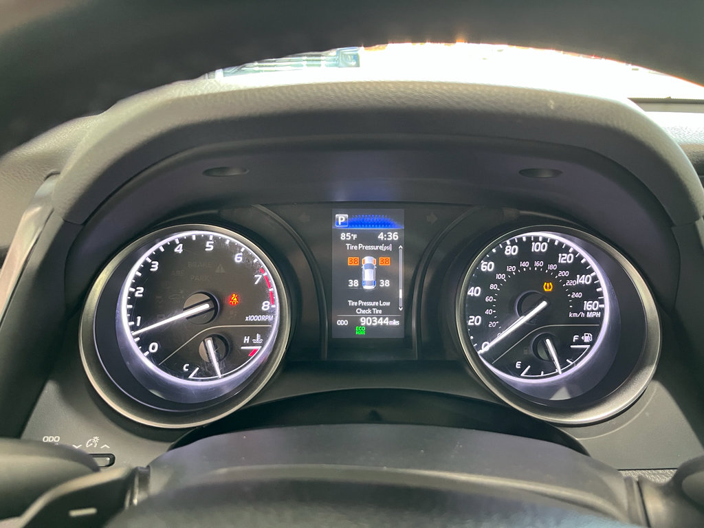 Used 2023 Toyota Camry SE FWD image 16