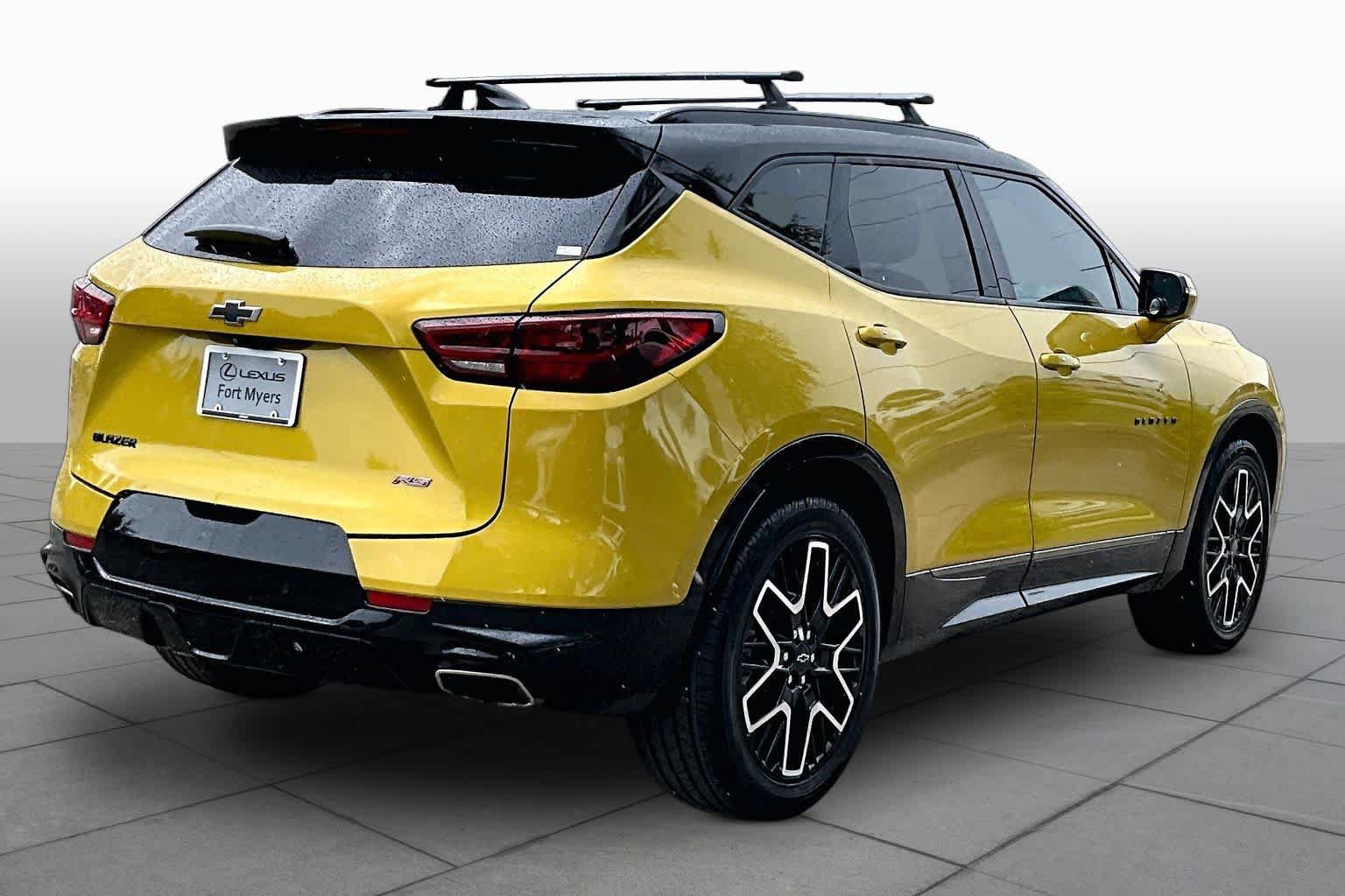 Used 2023 Chevrolet Blazer RS w/ Driver Confidence II Package FWD image 13