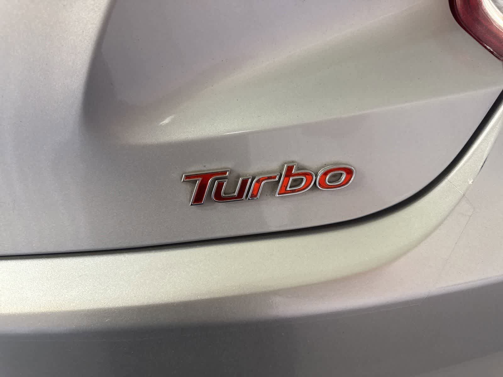 Used 2016 Hyundai Veloster Turbo w/ Option Group 04 FWD image 13