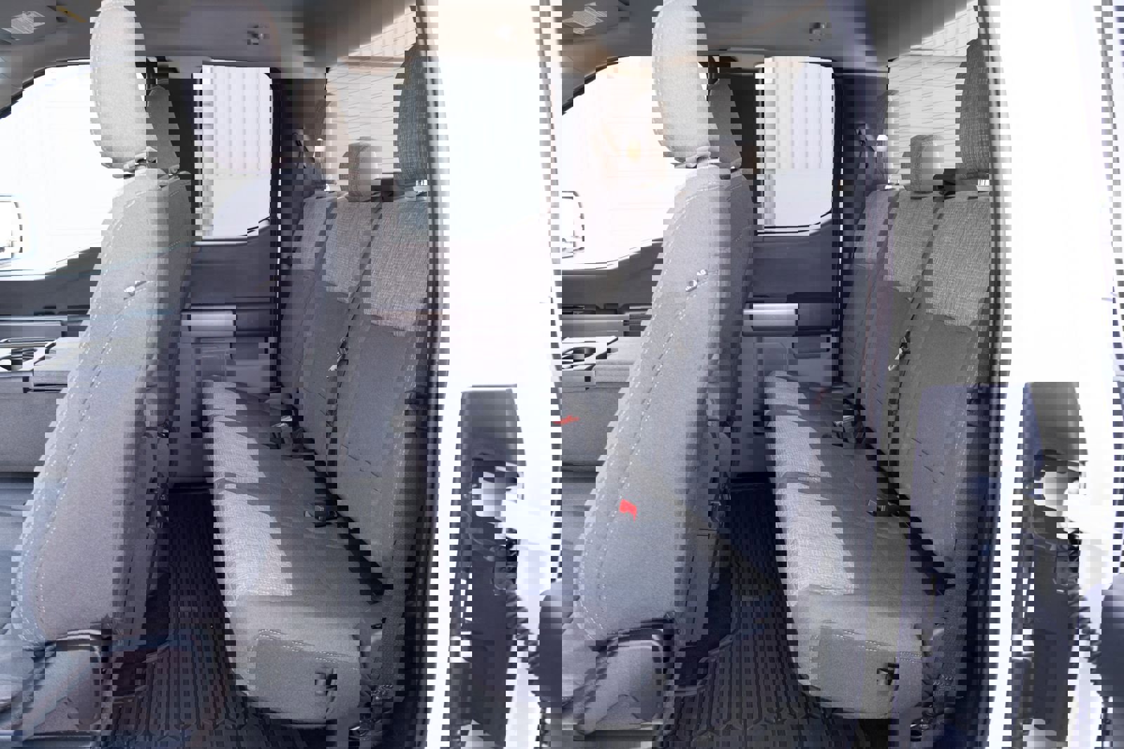 Used 2023 Ford F150 XLT w/ Trailer Tow Package image 13