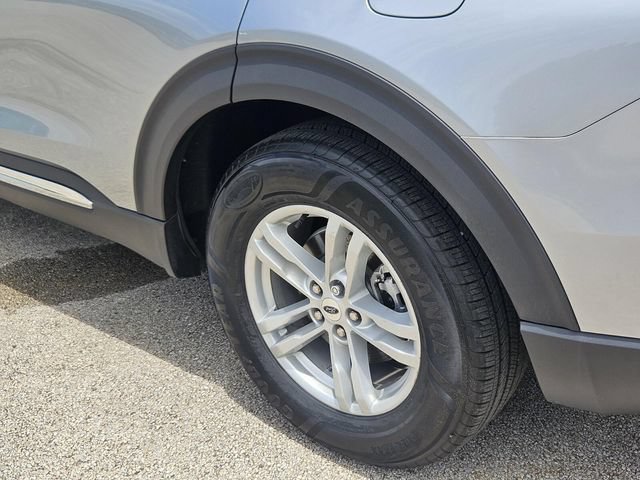 Used 2023 Ford Explorer XLT RWD image 8