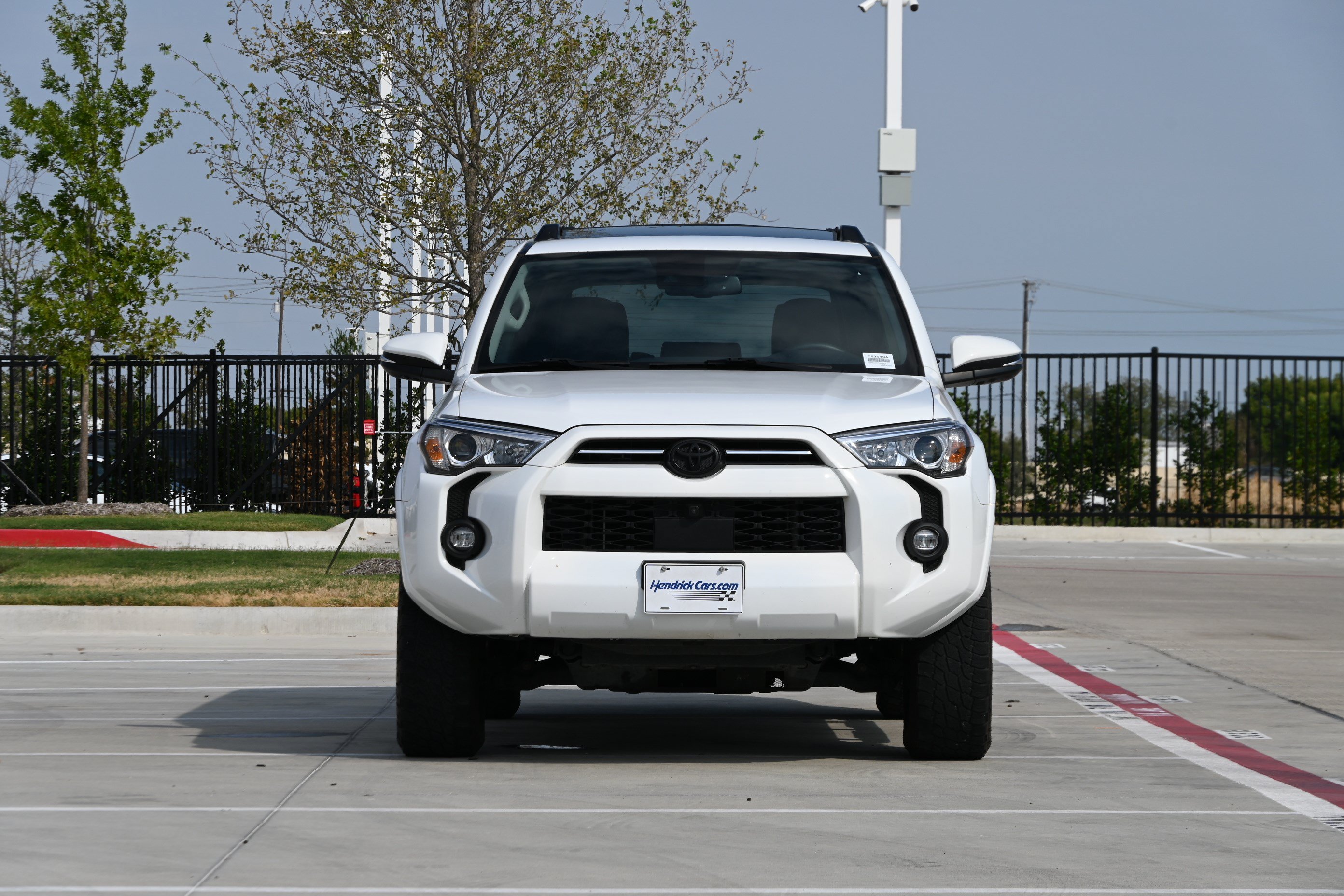 Used 2023 Toyota 4Runner SR5 Premium w/ Moonroof Package AWD/4WD image 3