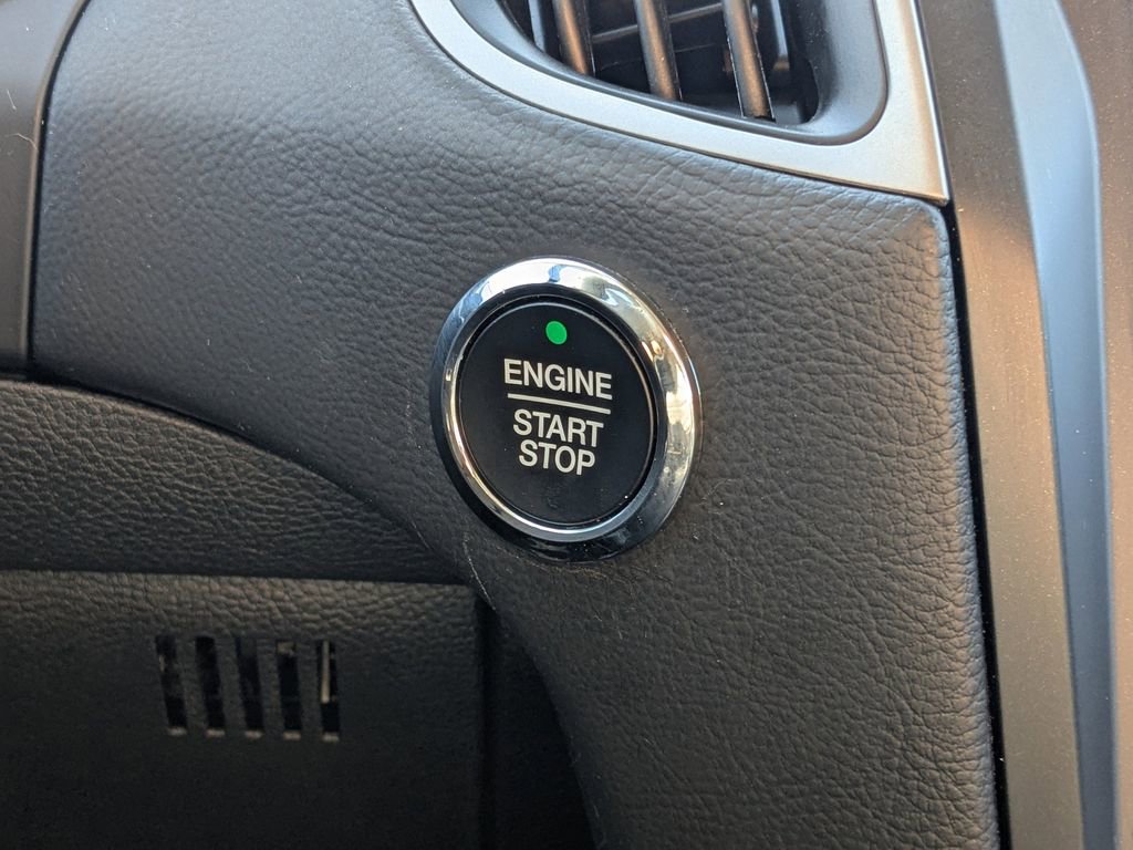 Used 2024 Ford Edge SEL AWD/4WD image 30