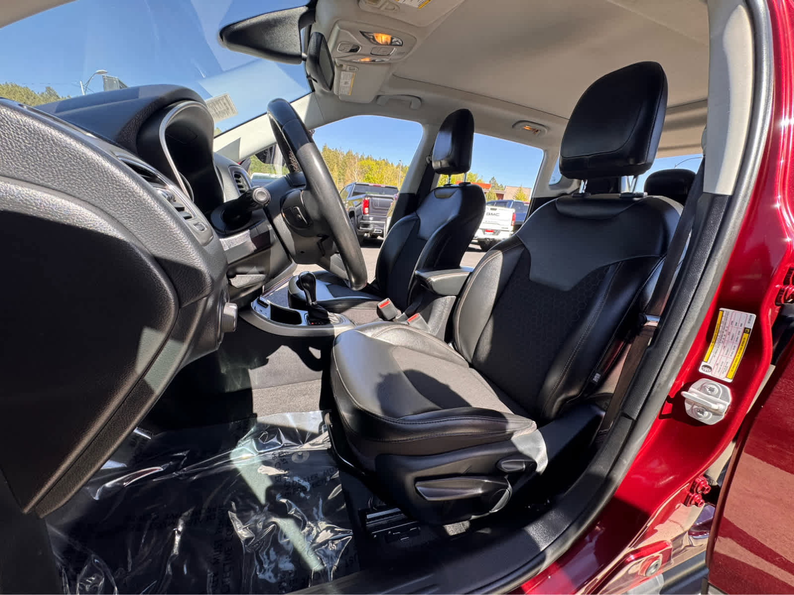 Used 2021 Jeep Compass Latitude w/ Sun and Sound Group FWD image 9