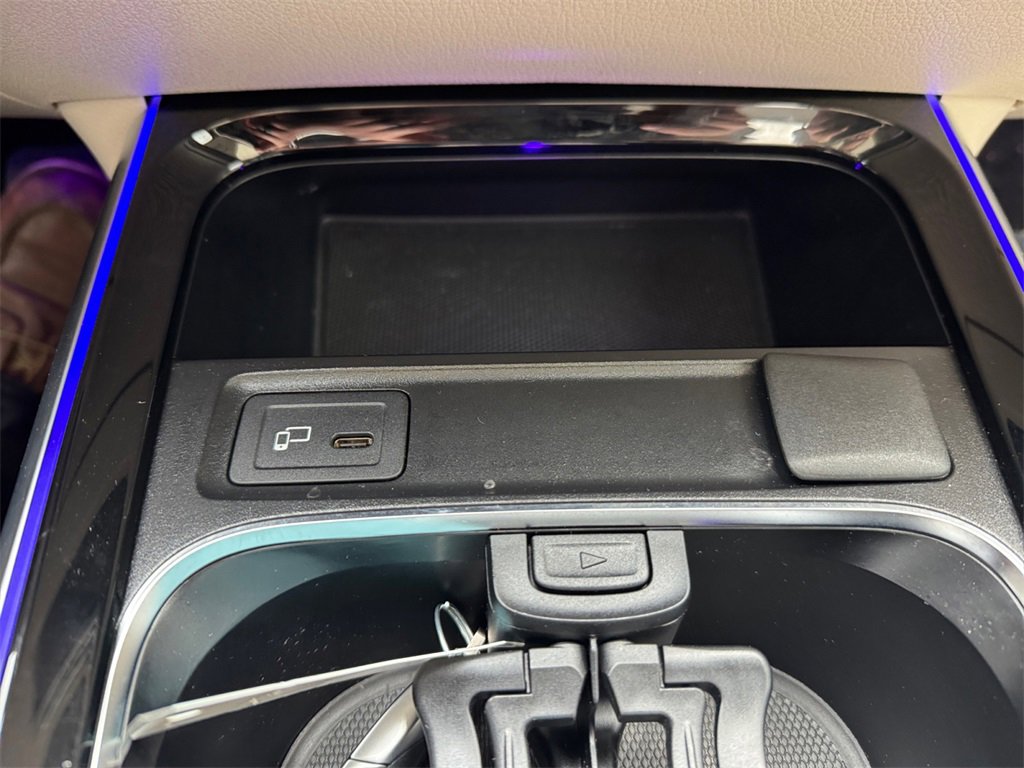 Used 2023 Mercedes-Benz GLB 250 4MATIC image 23