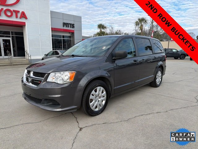 Used 2018 Dodge Grand Caravan SE w/ UConnect Hands-Free Group