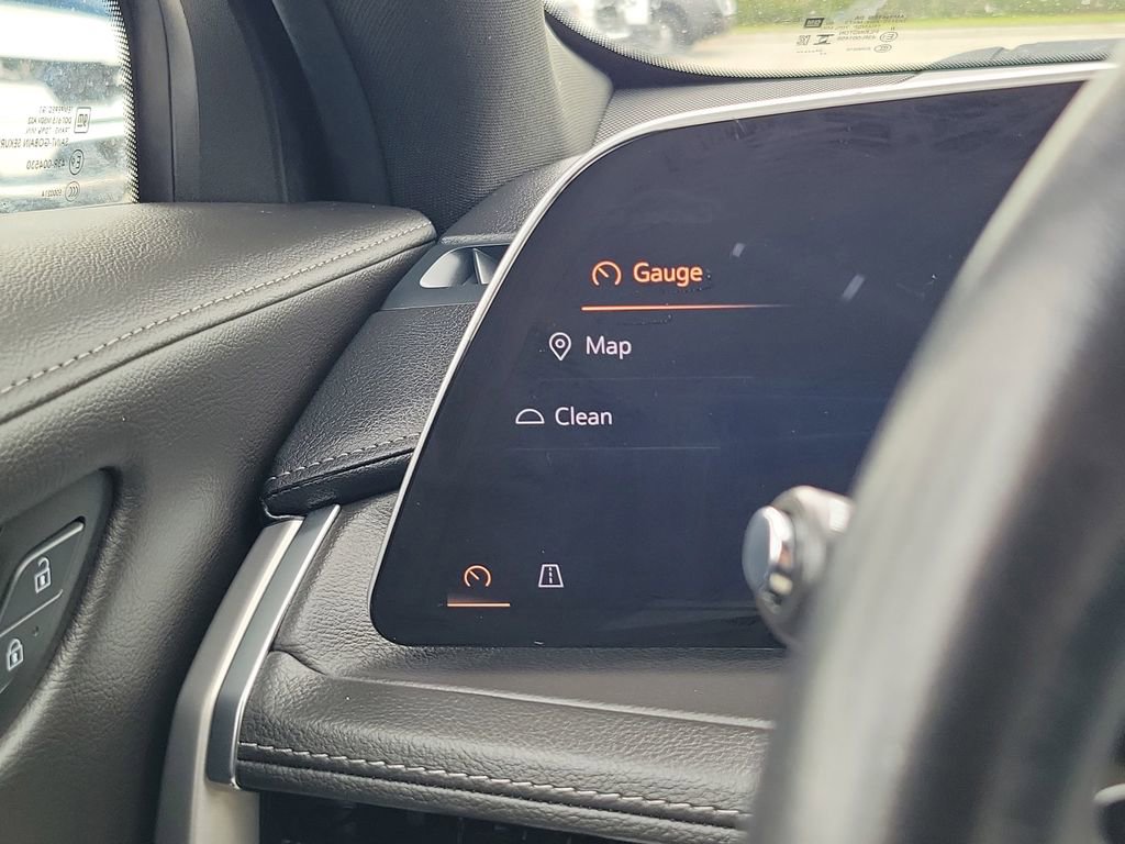 Used 2025 Cadillac XT4 Premium Luxury FWD image 29