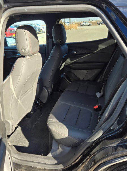 Used 2022 Chevrolet TrailBlazer RS w/ Convenience Package image 14