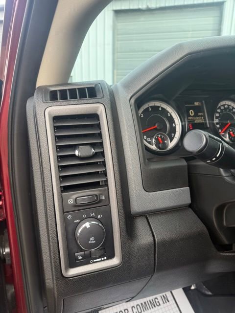 Used 2019 RAM 1500 Express image 13