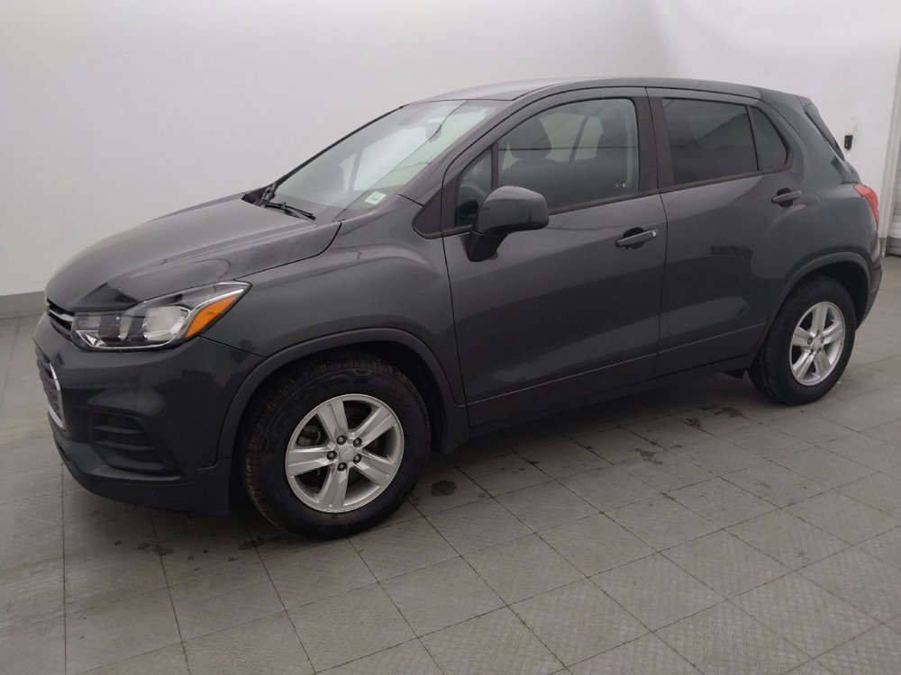 Used 2020 Chevrolet Trax LS w/ Tint and Cruise Package FWD image 2