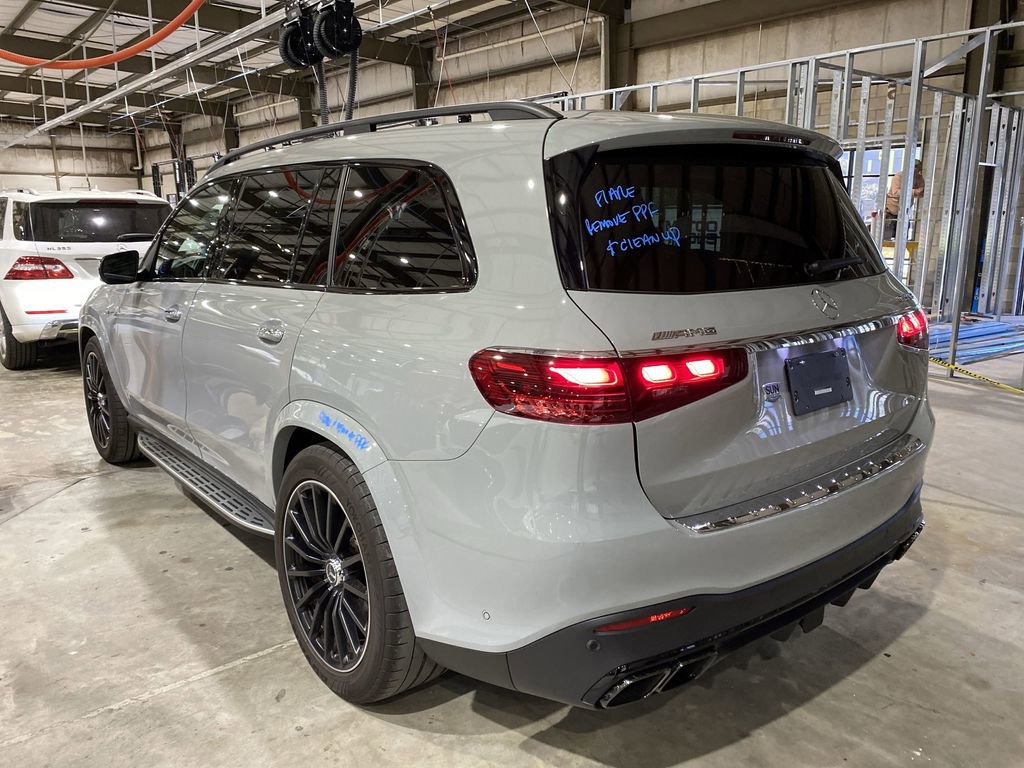 Used 2024 Mercedes-Benz GLS 63 AMG 4MATIC image 17