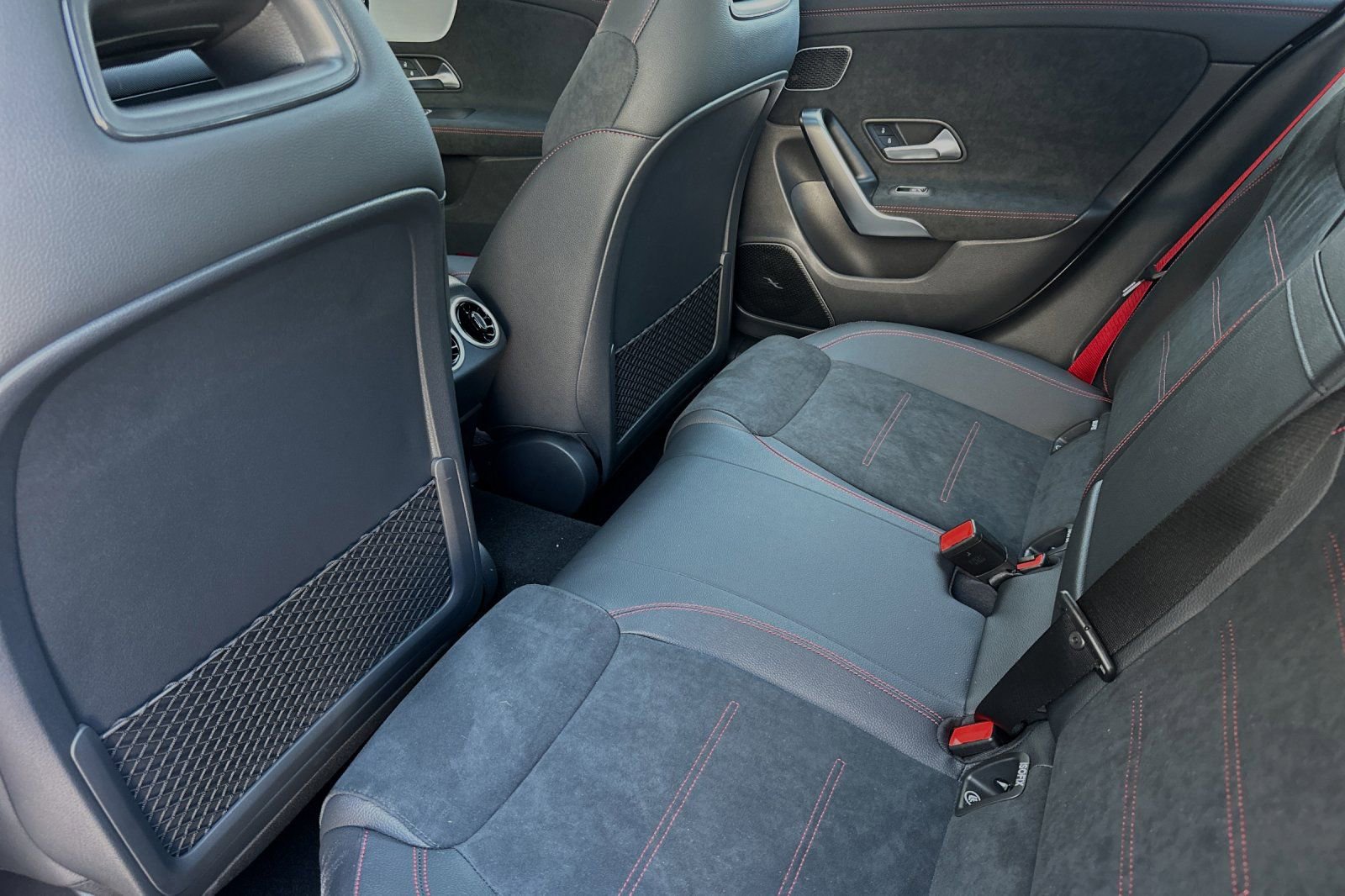 New 2025 Mercedes-Benz CLA 35 AMG 4MATIC image 14