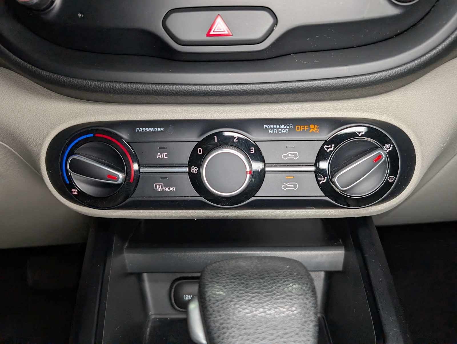 Certified 2021 Kia Soul LX FWD image 28
