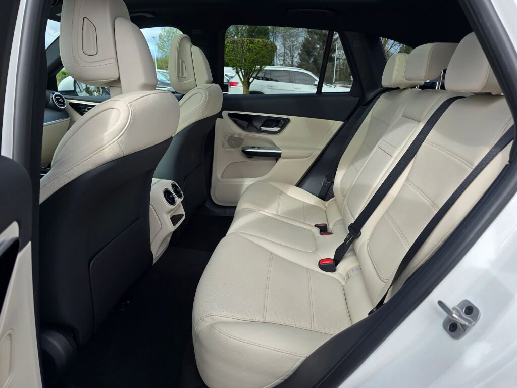 New 2026 Mercedes-Benz GLC 300 4MATIC image 18