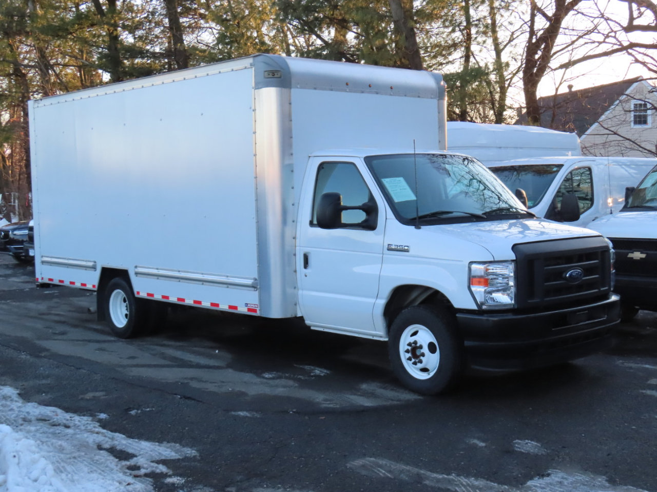 Used 2023 Ford E-350 and Econoline 350 Super Duty w/ Driver's Safety Package image 4