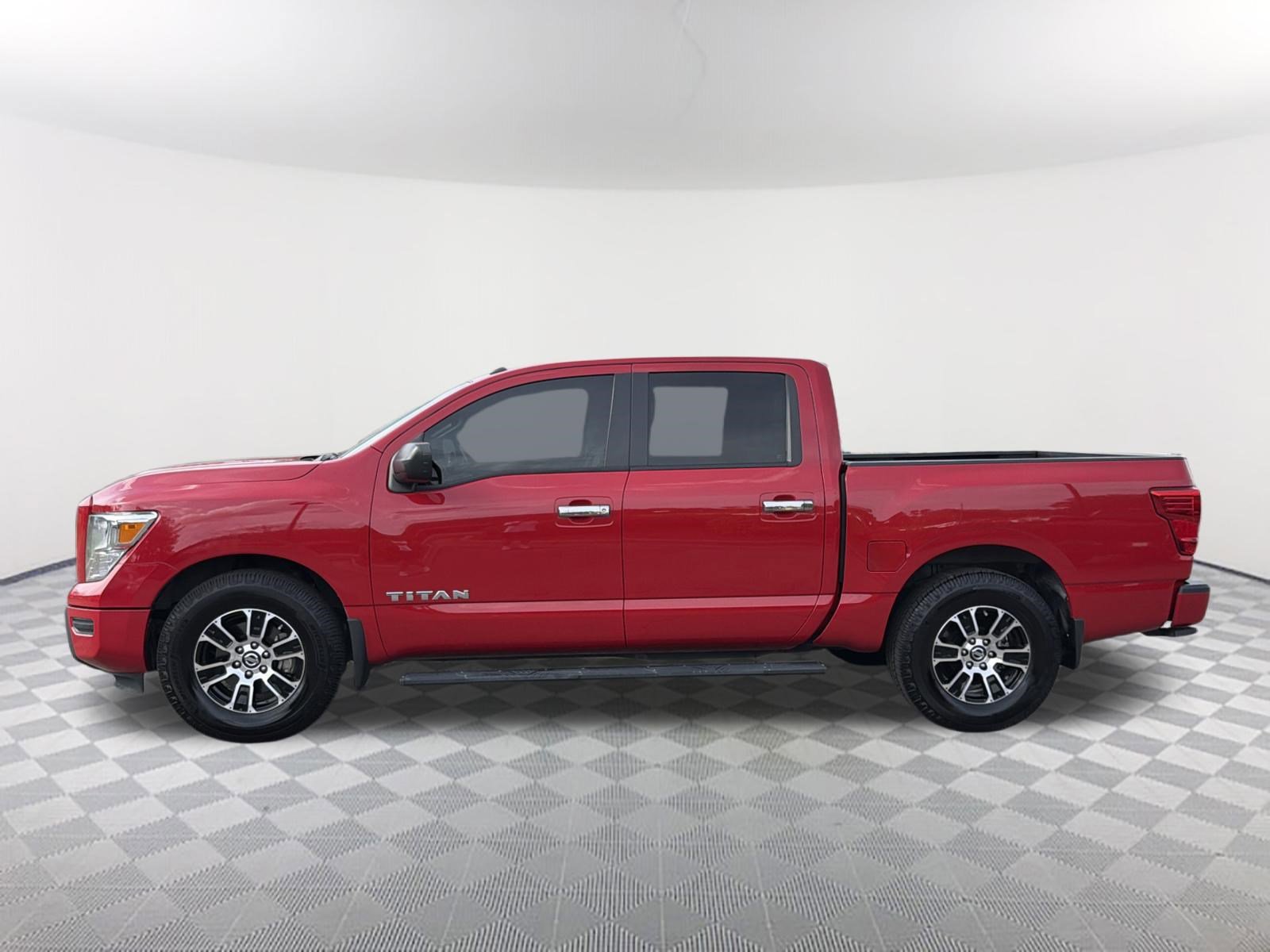 Used 2021 Nissan Titan SV w/ Accessory Utility Package RWD image 14