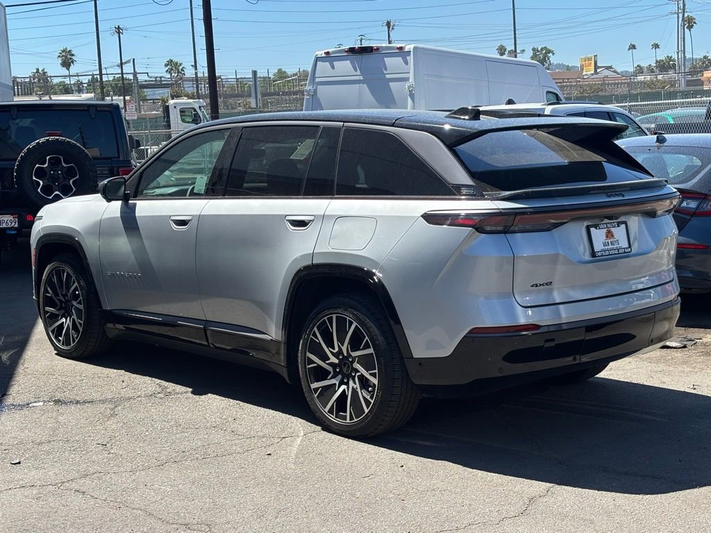 Used 2025 Jeep Wagoneer S Limited image 3