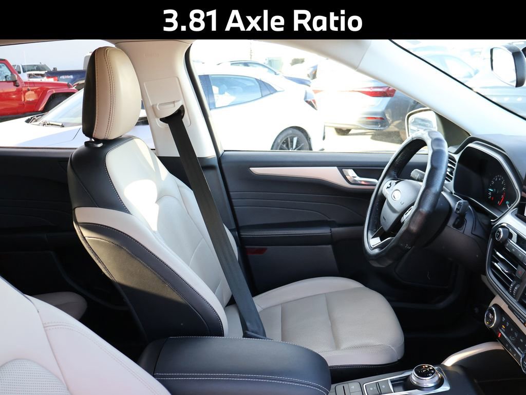 Used 2021 Ford Escape SEL image 12