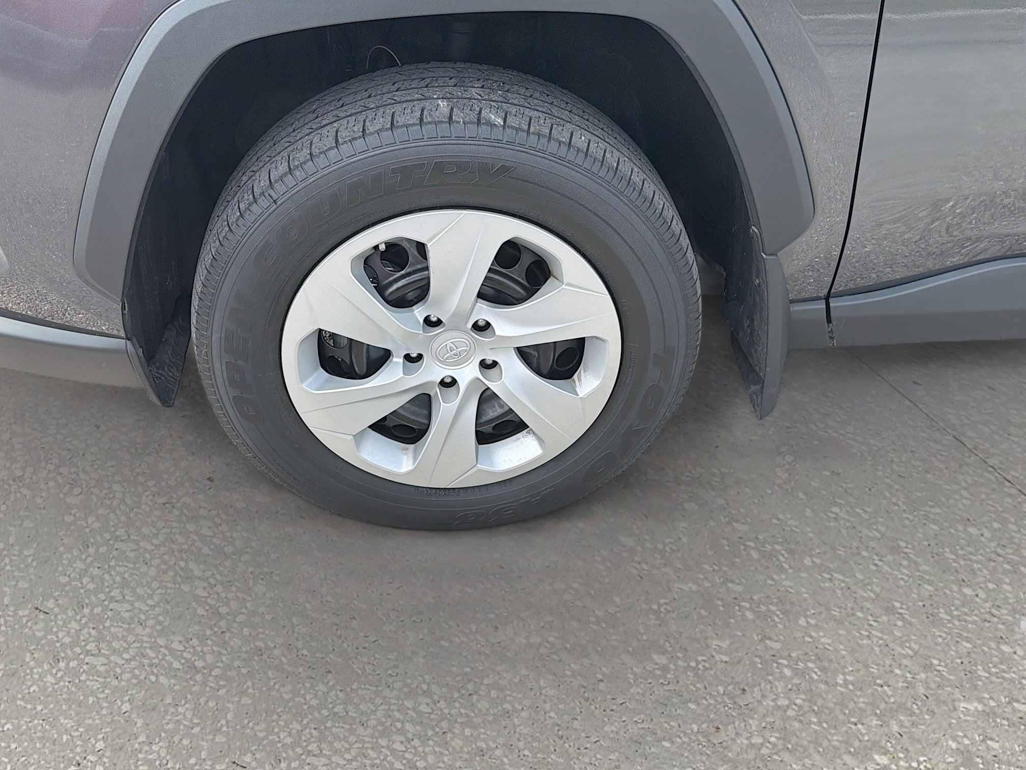 Used 2024 Toyota RAV4 LE image 38