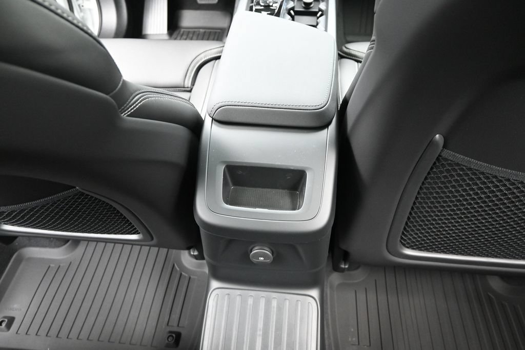 New 2027 Volvo XC60 T8 Ultra AWD/4WD image 18