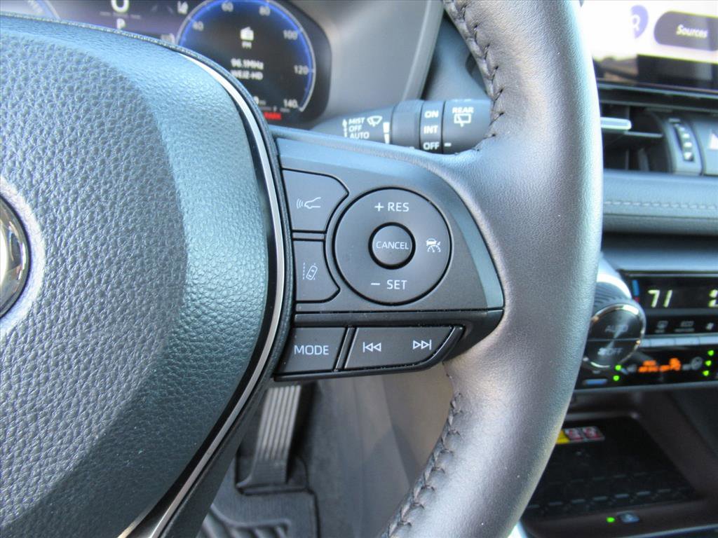 Used 2024 Toyota RAV4 Limited image 20