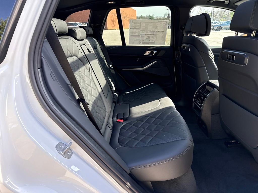 New 2026 BMW X5 xDrive50e image 25