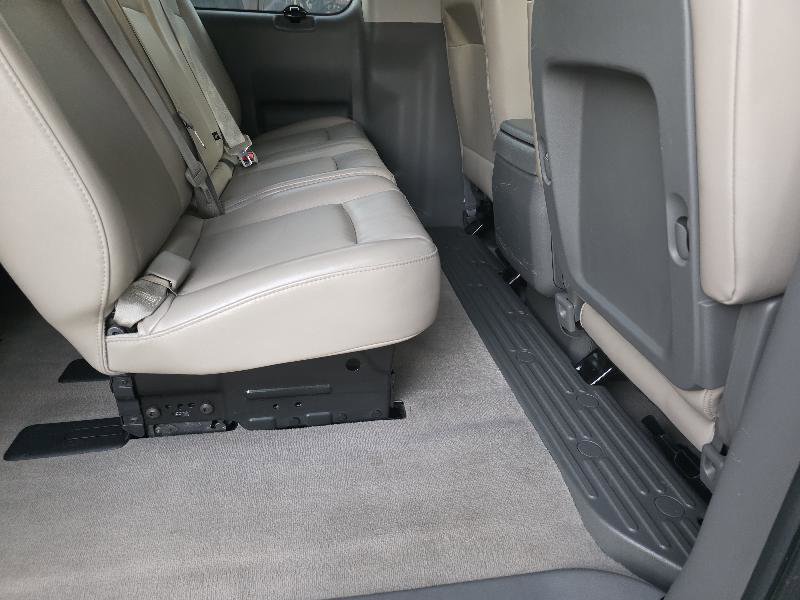 Used 2018 Nissan NV 3500 SL image 19