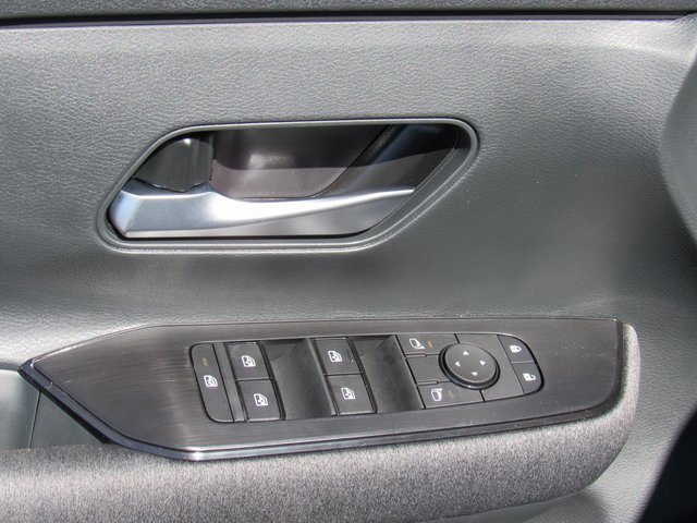 New 2026 Nissan Kicks SV w/ Cold Weather Package image 11