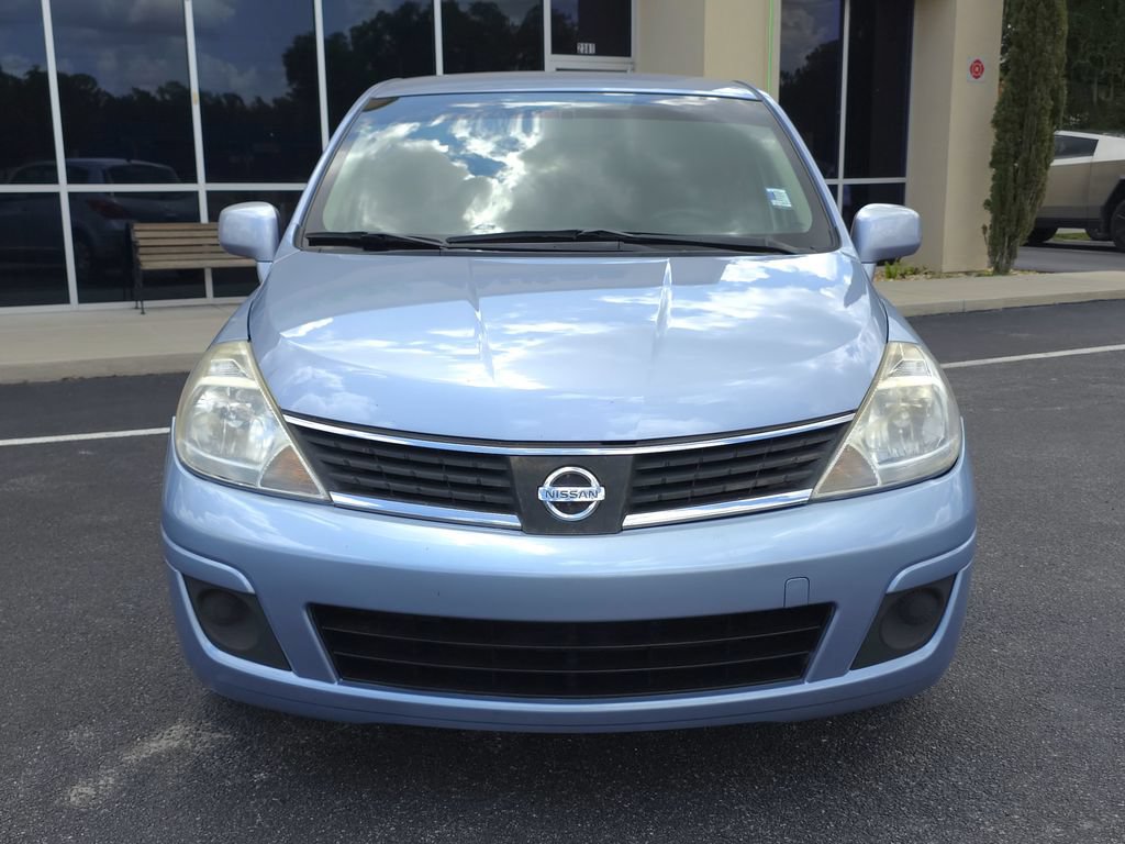 Used 2009 Nissan Versa 1.8 S FWD image 2