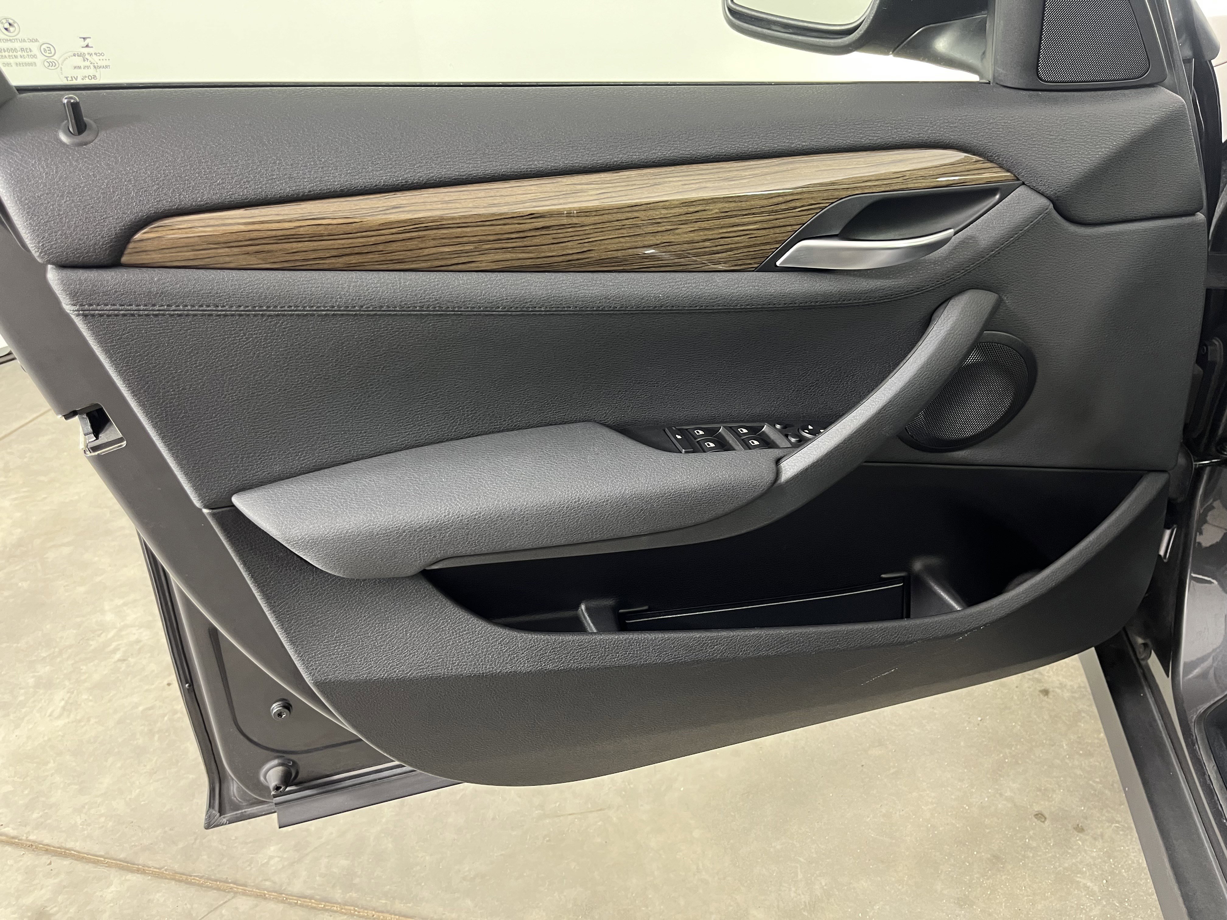 Used 2015 BMW X1 xDrive28i image 18