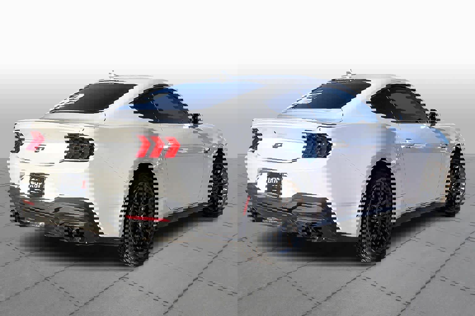 Used 2024 Ford Mustang GT Premium image 13