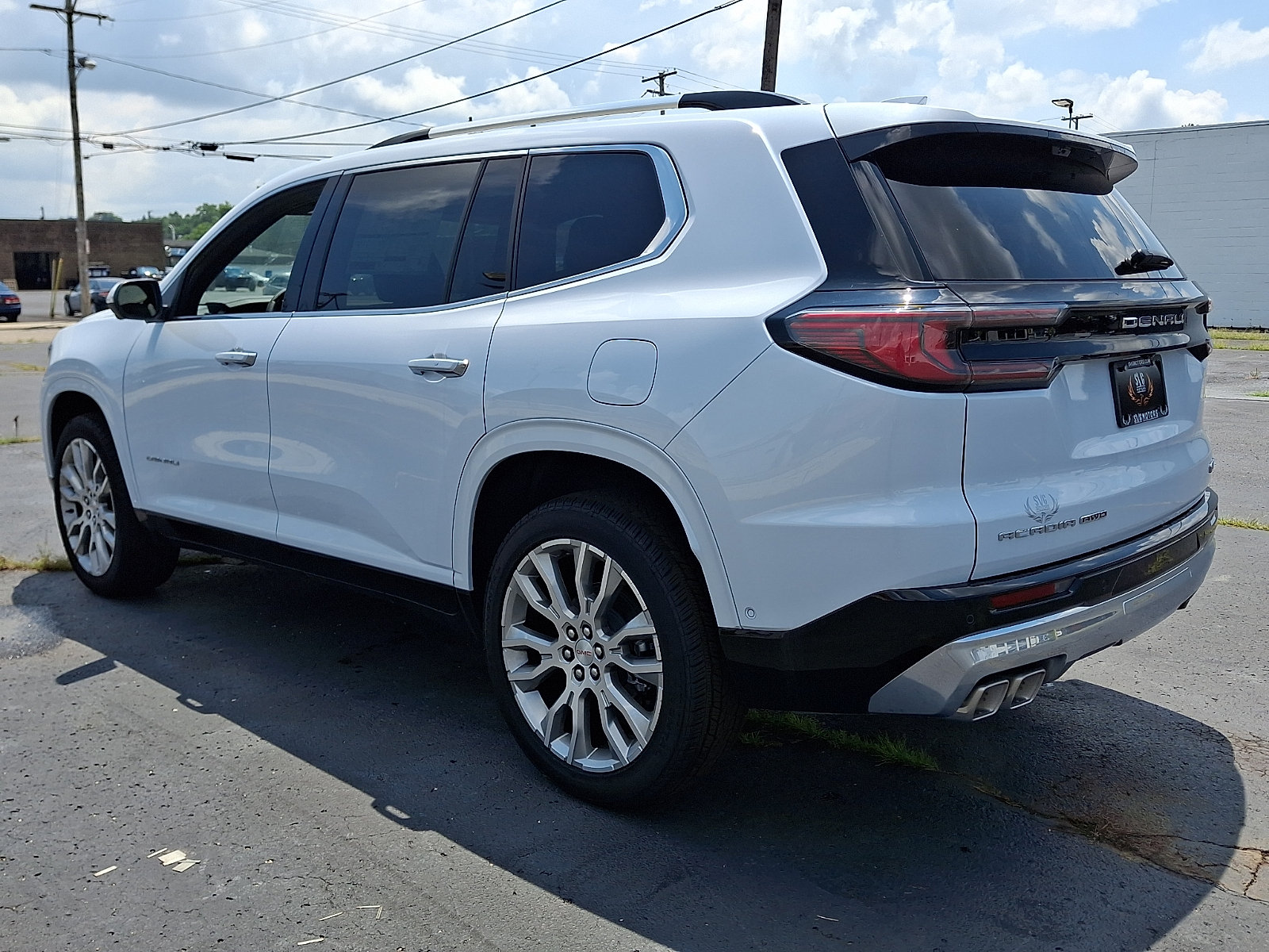 New 2026 GMC Acadia Denali w/ Super Cruise Package AWD/4WD image 3