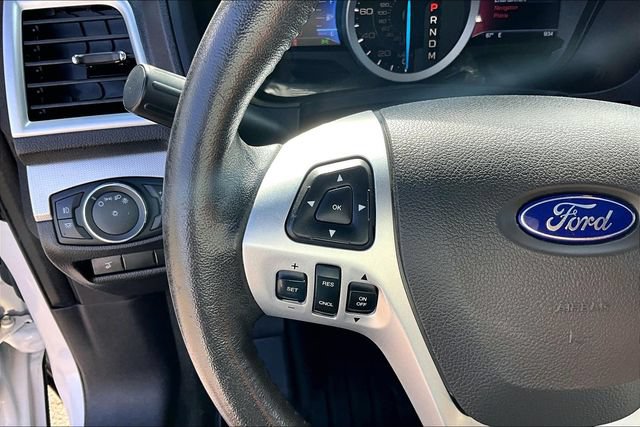 Used 2014 Ford Explorer XLT w/ Equipment Group 201A AWD/4WD image 15