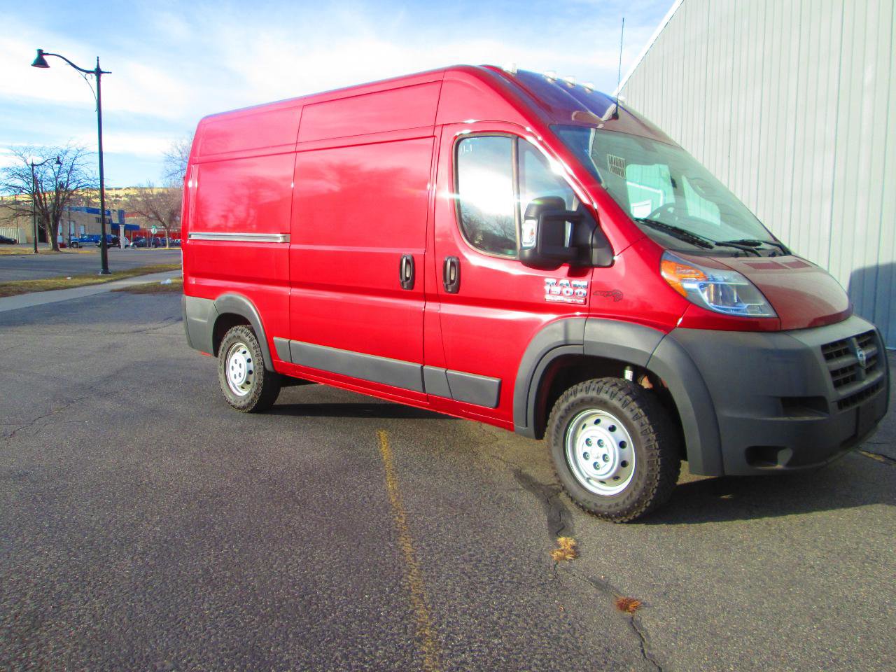 Used 2018 RAM ProMaster 1500 FWD image 1