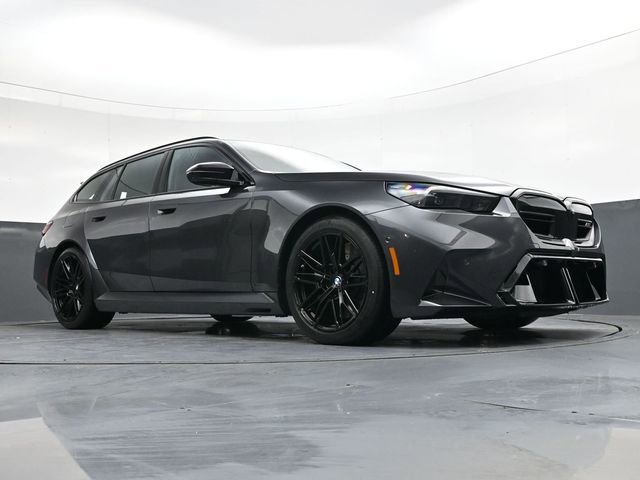 Used 2026 BMW M5 Touring image 31