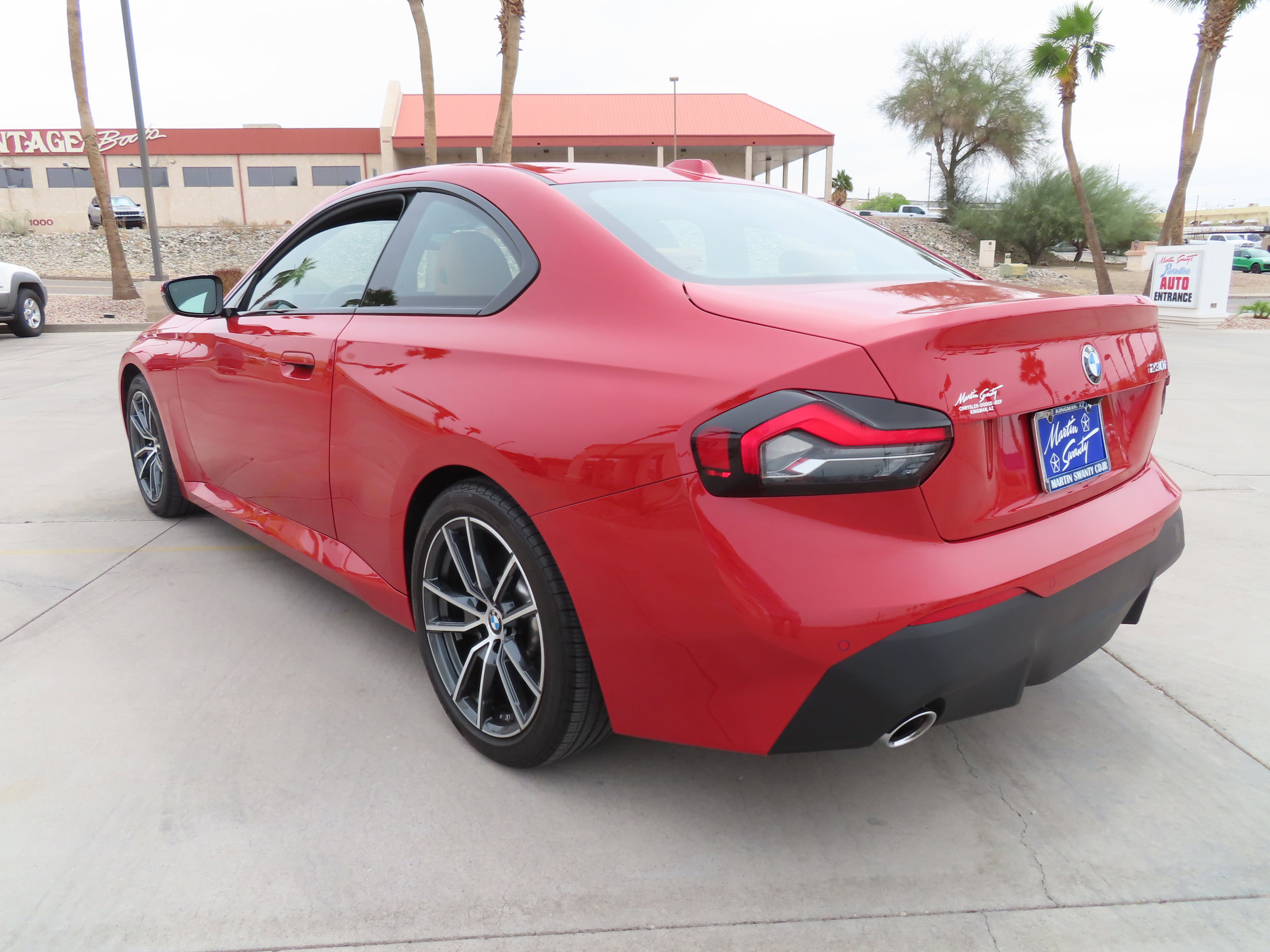Used 2024 BMW 230i Coupe w/ Premium Package RWD image 7