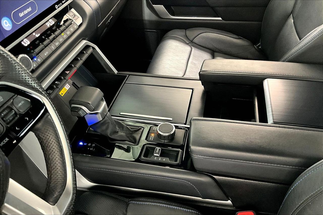 Used 2024 Toyota Tundra Platinum image 17