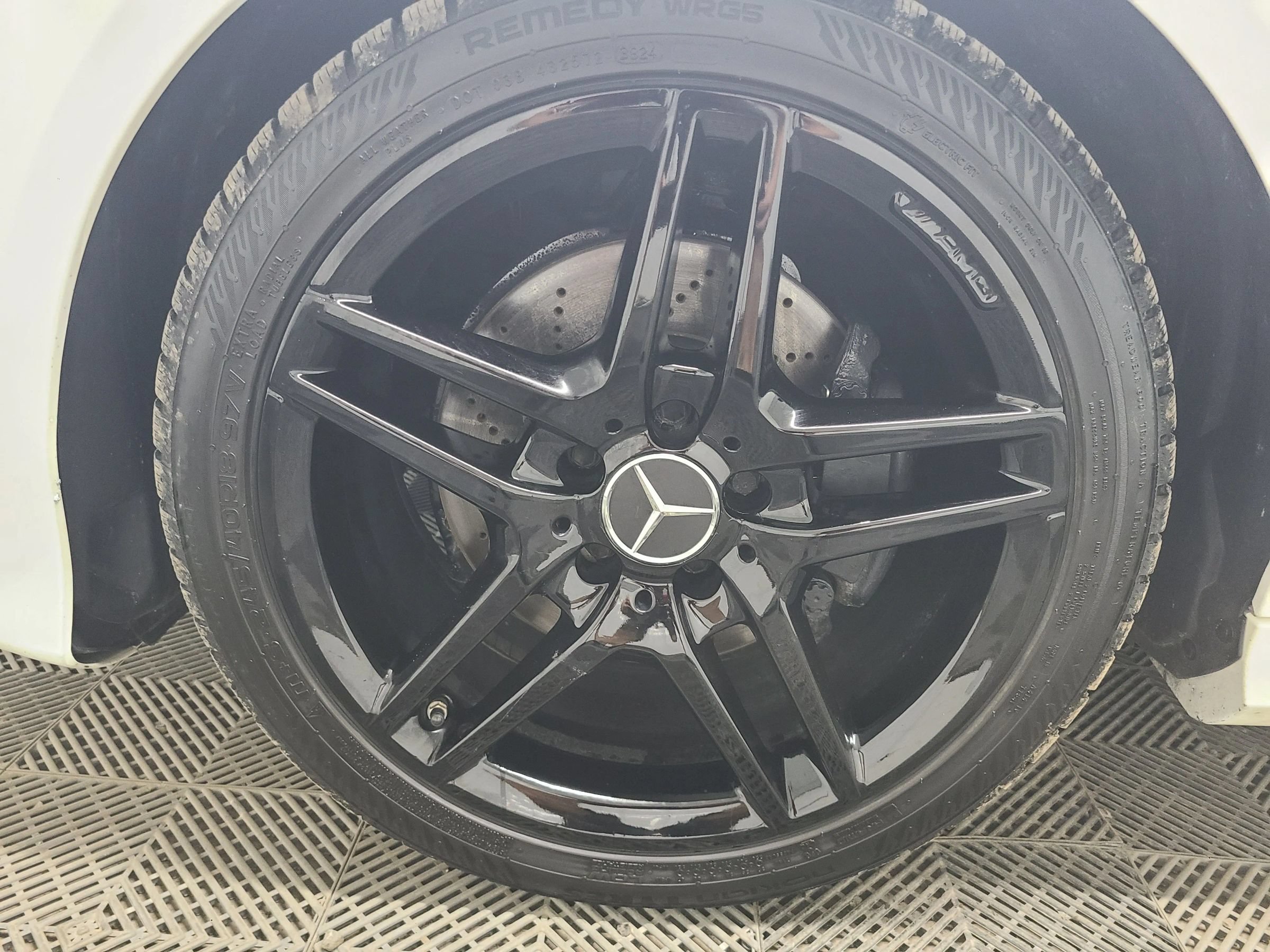 Used 2016 Mercedes-Benz E 350 4MATIC Wagon image 18