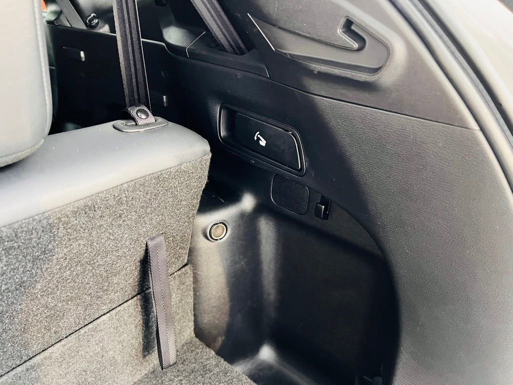 Used 2022 Mitsubishi Outlander SEL Black Edition image 30