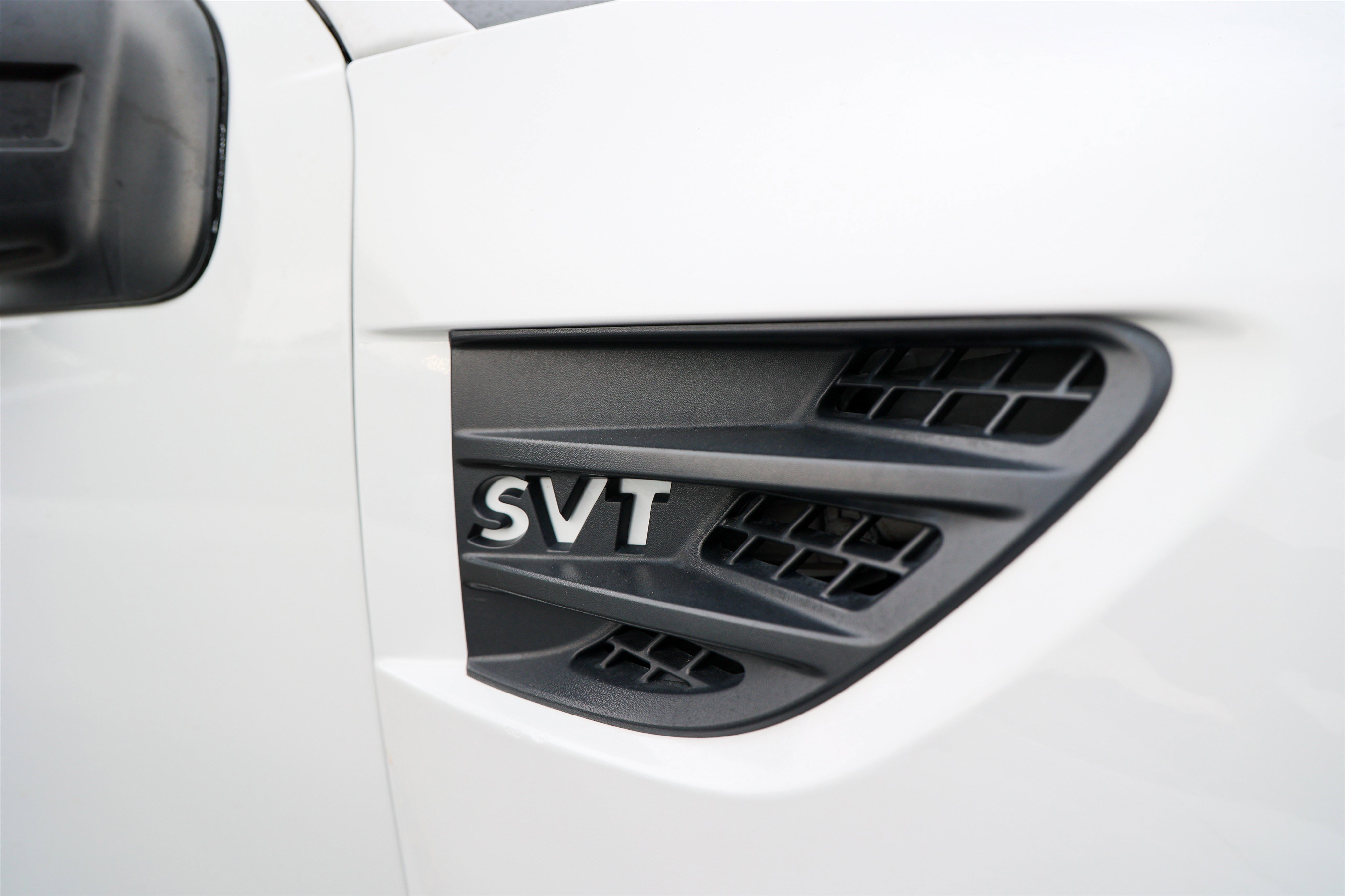 Used 2012 Ford F150 Raptor w/ Raptor Luxury Pkg image 13