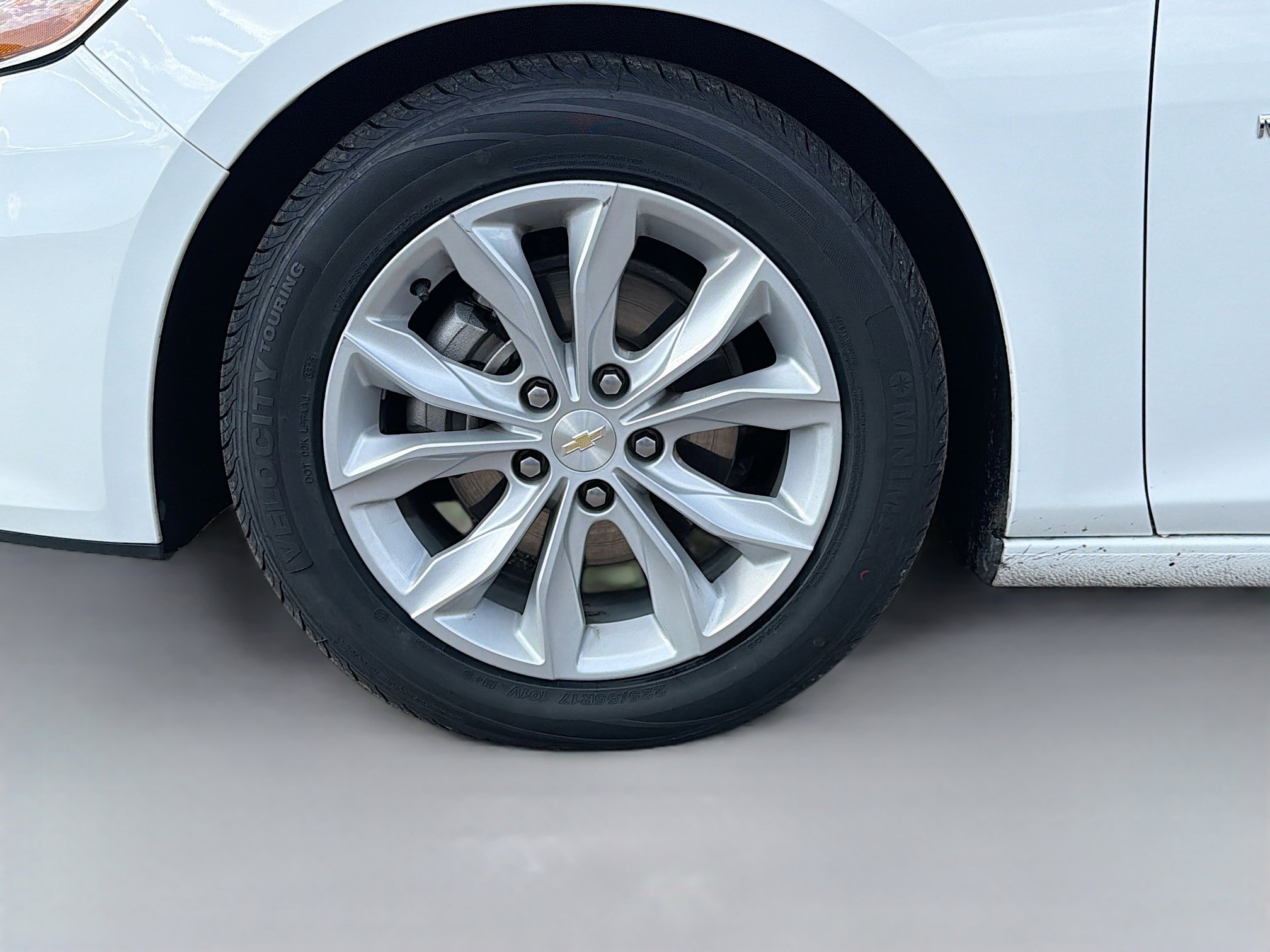 Used 2025 Chevrolet Malibu LT image 40