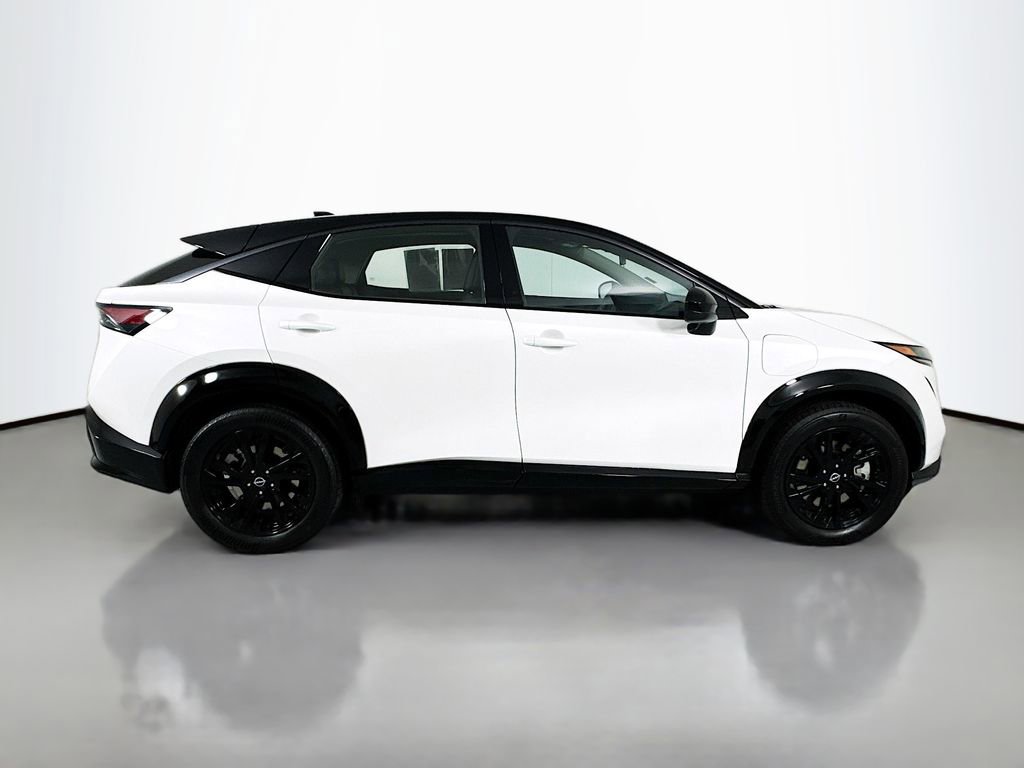 Used 2024 Nissan Ariya AWD image 9