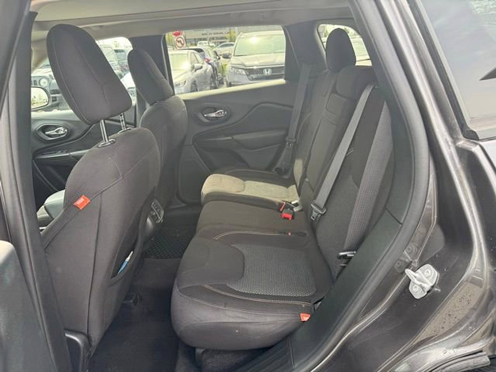 Used 2017 Jeep Cherokee 75th Anniversary image 17