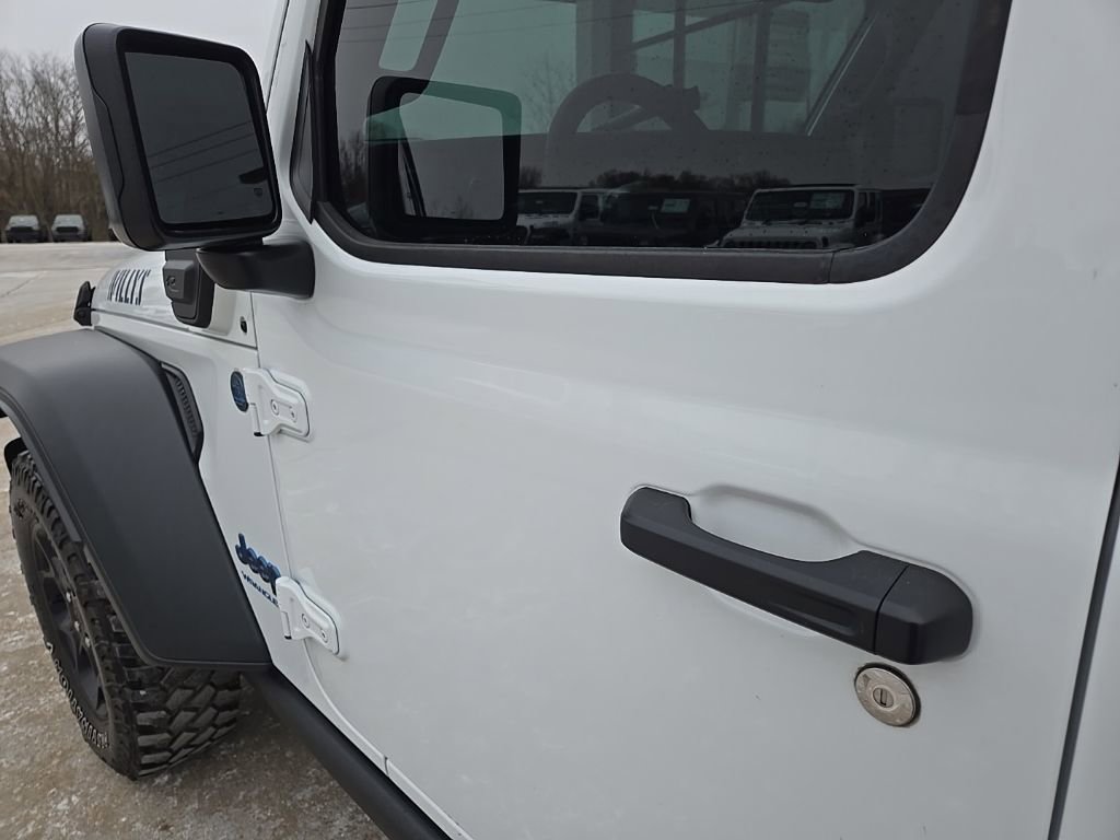 Used 2023 Jeep Wrangler Unlimited image 34